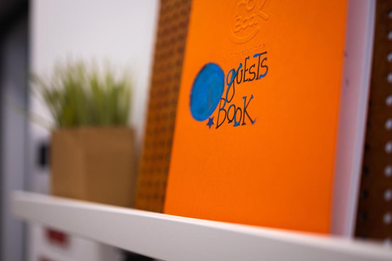 Art District - Pop & Rock Apartments ポルト エクステリア 写真
